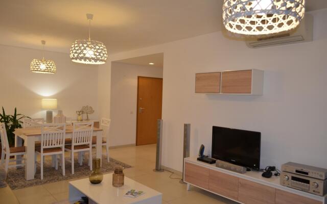 Magi Paradise Near the Beach by Madeira Sun Travel