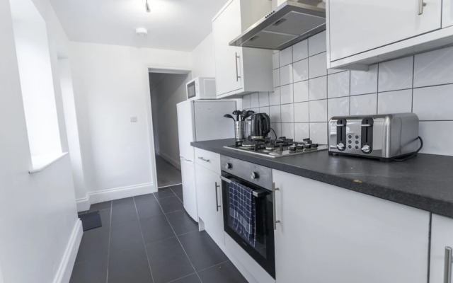 Short Stay Bristol - Foster House