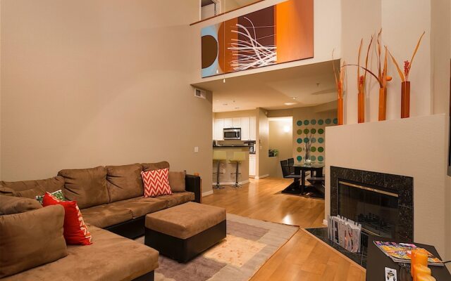 Phoenix Palms 2 BR by Casago