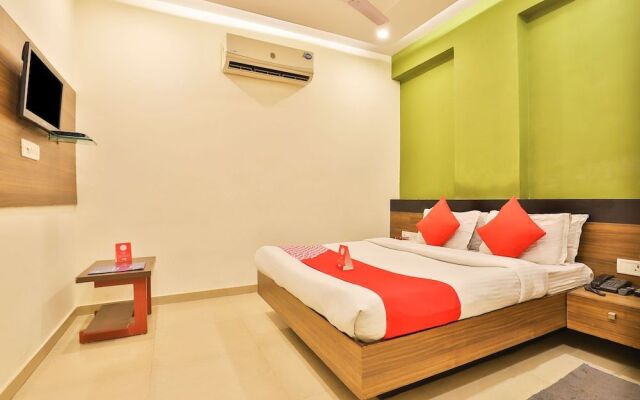 OYO 6752 Hotel Apollo