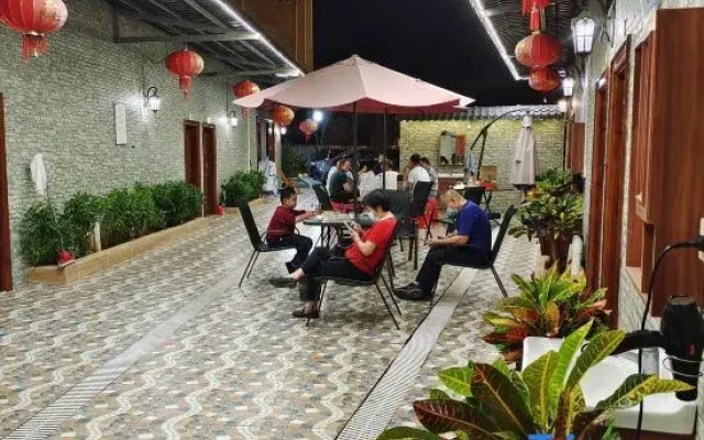 Huiying Hot Spring Homestay