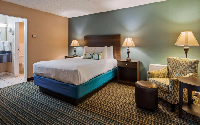 Best Western Woodhaven Inn