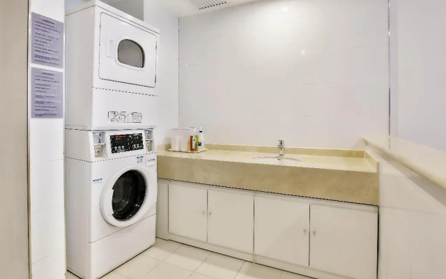 Отель Holiday Inn Express Langfang Park View