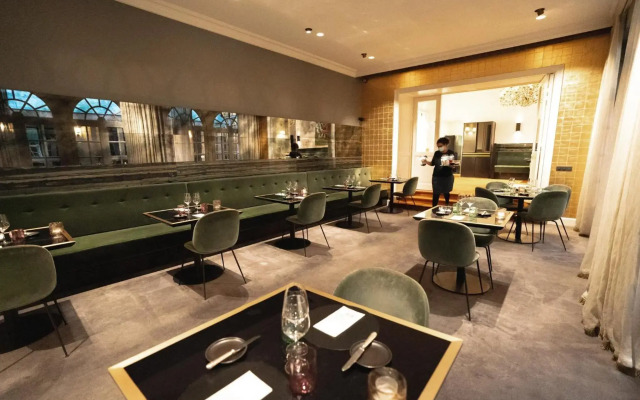 Hotel Damier