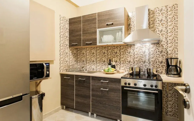 Central Quiet Safe Apartment