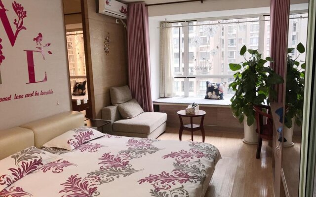 Qingfengxiaozhu Hotel