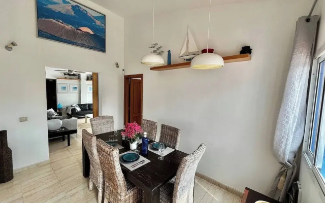 Villa Rayo Azul, Heated Pool and Ocean Views