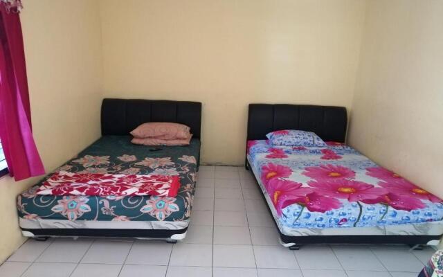 Spot On 91249 Baroqah Guest House