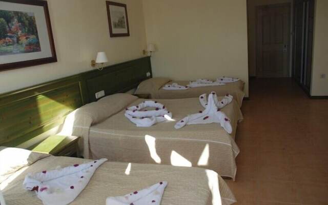 Tenda Hotel