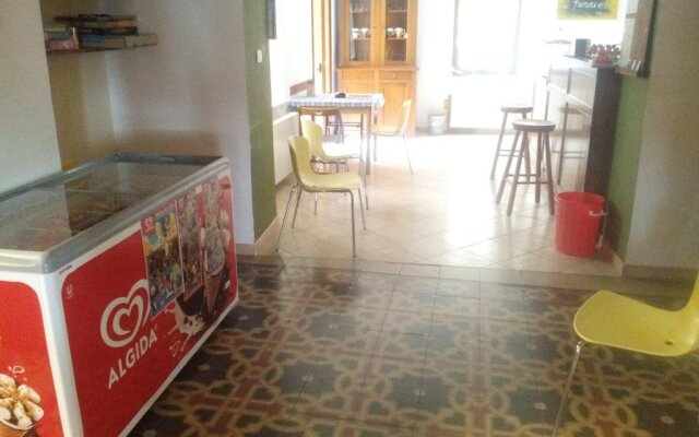 Punto Tappa Pit Stop - Affittacamere e trattoria