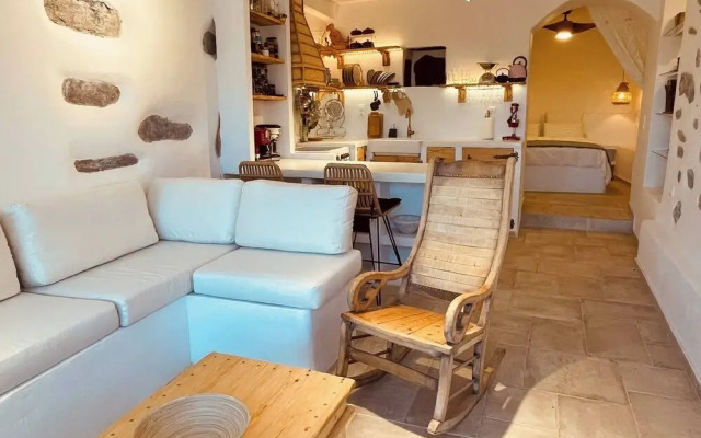 Travellers And Hikers Delight 2, Next To Sougia