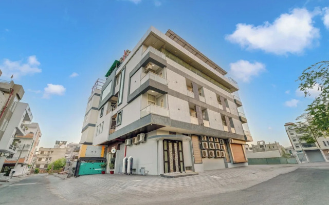 Treebo Vinayak Inn, Jagatpura