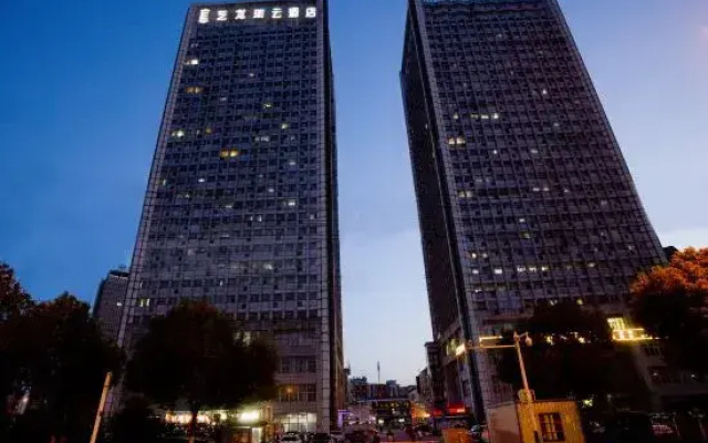 Elong R.YUN Hotel (Hefei Wulimiao Subway Station)