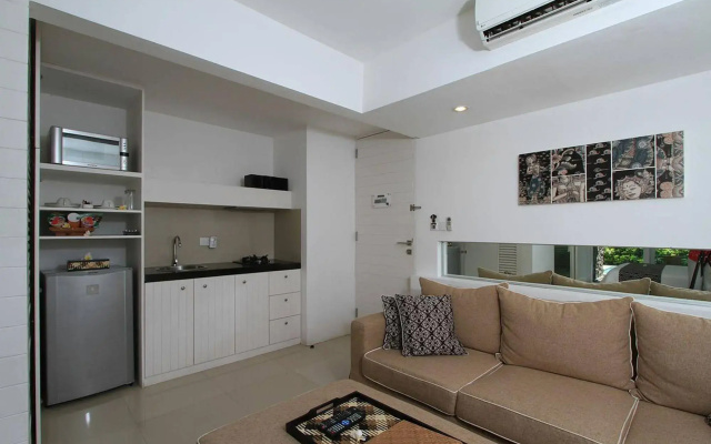 The Kanjeng Suites Villas Seminyak