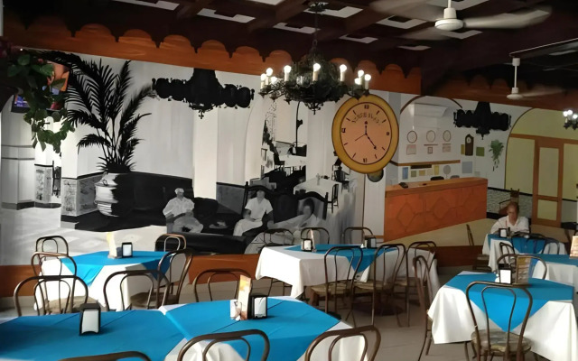 Hotel Colonial
