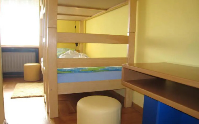 Spirit Hostel and Apartments
