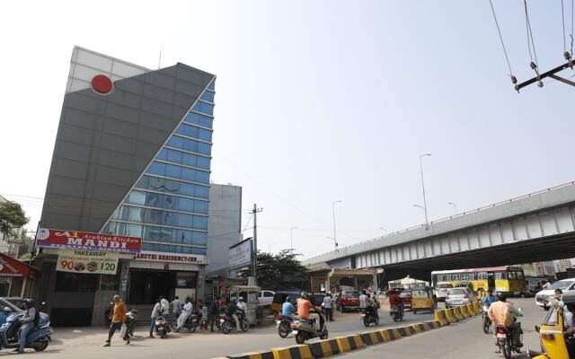 Maruthi Residency Inn