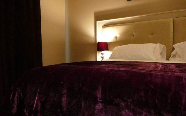 Rooms At Rue