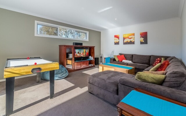 House on 37 Barramundi near Smiths