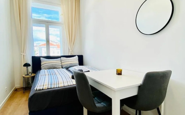 Stylish 5BR 7min to Westbahnhof
