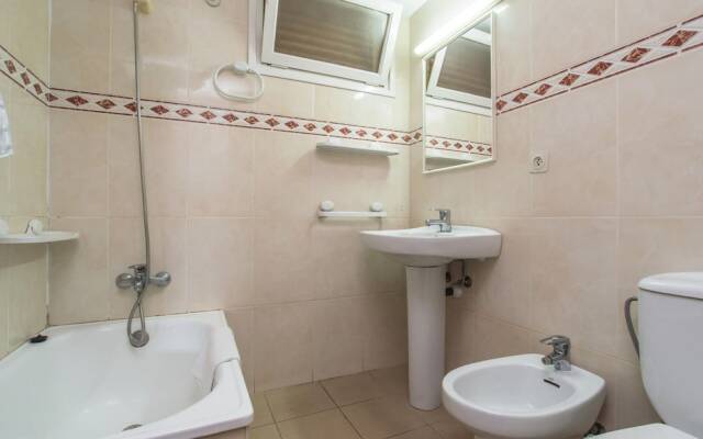 Y-4 Calella DE Palafrugell 3 PAX