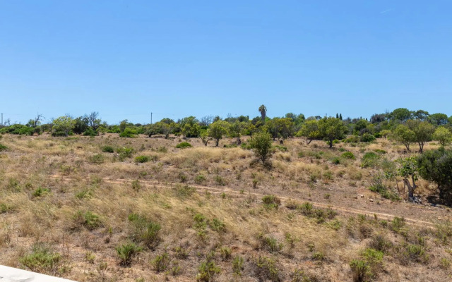 Santa Maria Apartment at Porto de Mos beach