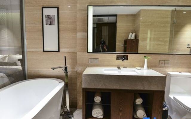 Landison Zhejiang Zhongrui Building