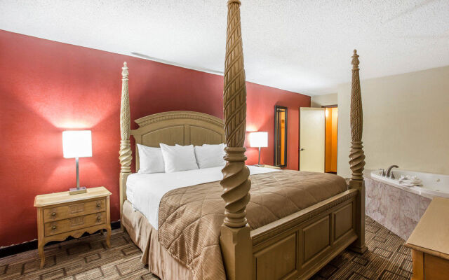Clarion Hotel at Carowinds
