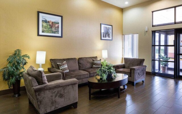 Quality Suites Houston NW Cy-Fair