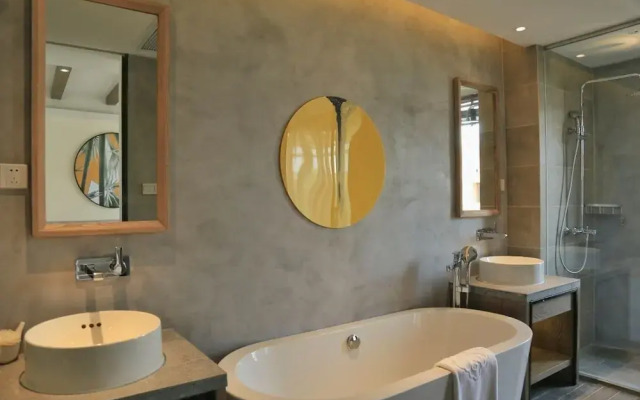 Maritime Seclusive Life·Perfume Bay