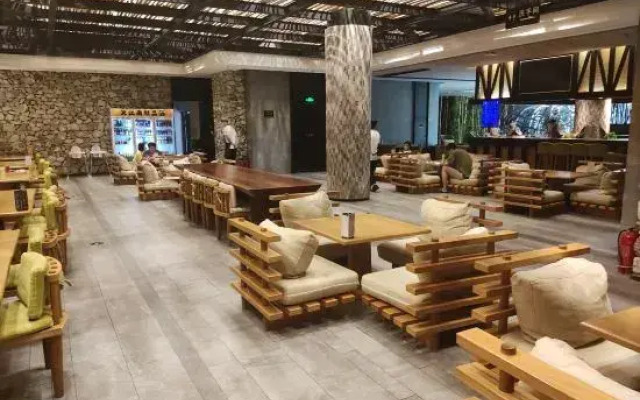 Shenyang Dajiangnan Tangquan Hotel