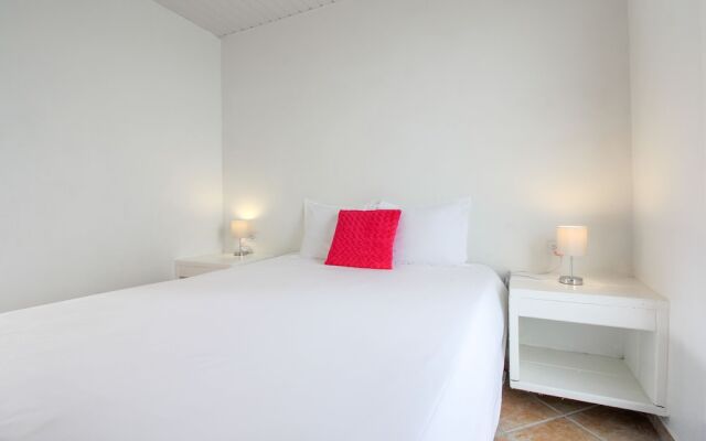 Palazzio Apartments & Studios