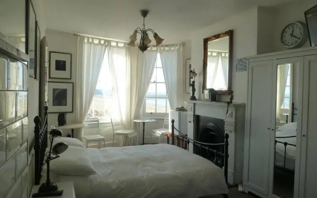 Beachview Guest House Accommodations
