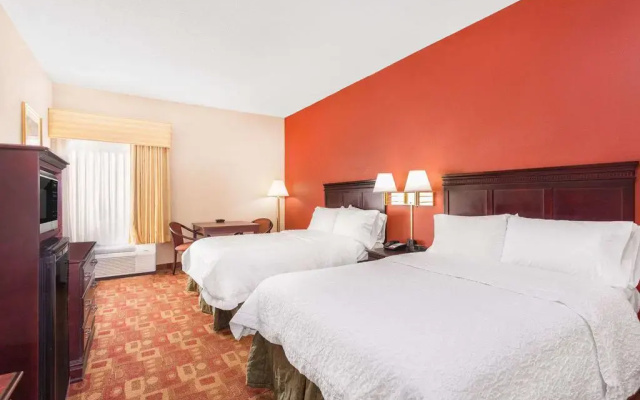 Rome Inn & Suites