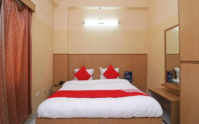 OYO 24103 Akbar Guest House