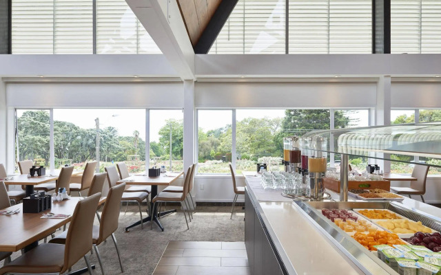 Auckland Rose Park Hotel