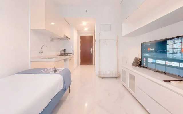 Nice Studio Apartment At Sky House Bsd Near Aeon Mall