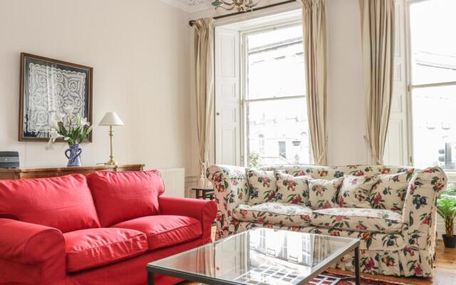 3 Lynedoch Place