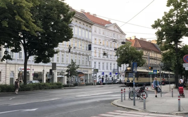 Schaumburger Suite zu Karlsplatz