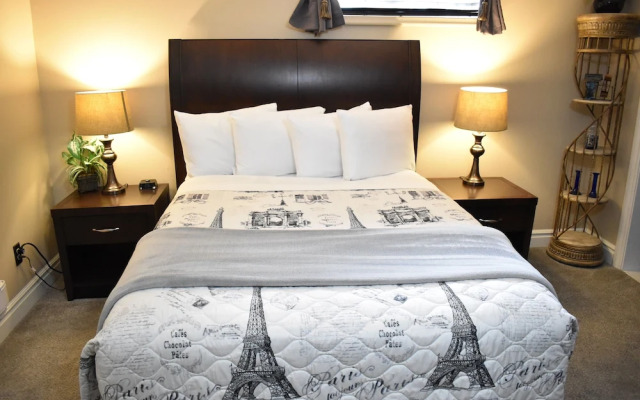 Silver Horseshoe Inn