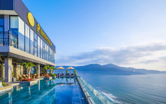 Peninsula Hotel Danang