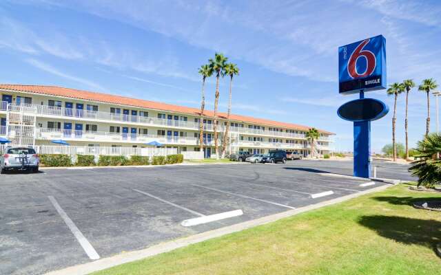 Motel 6 Twentynine Palms, CA