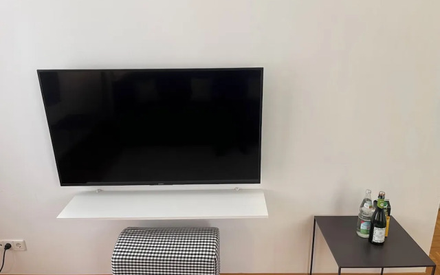 WHLIVING - Apartments & Studios