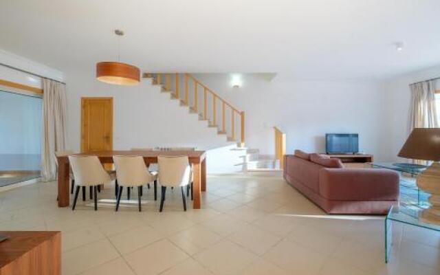 Townhouse Vila da Praia