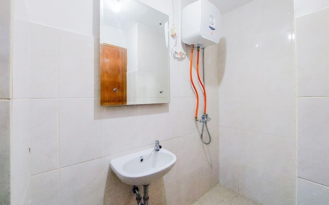 Homey And Elegant Studio Amazana Serpong Apartment