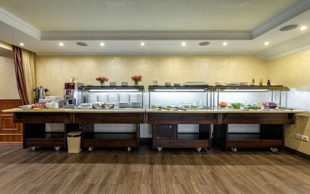 Отель «Соната»