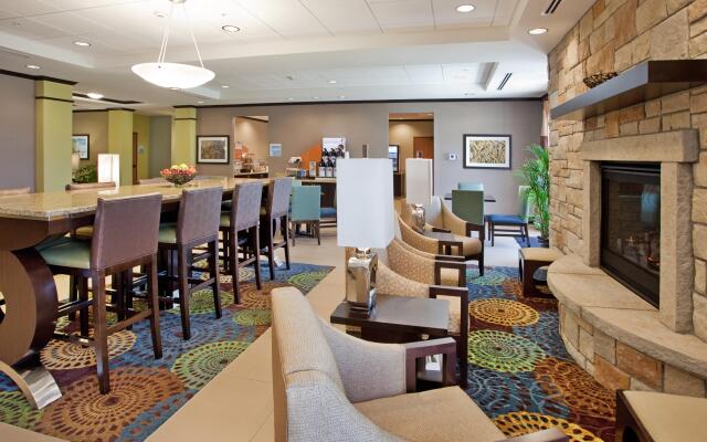 Holiday Inn Express Hotel & Suites St. Joseph, an IHG Hotel