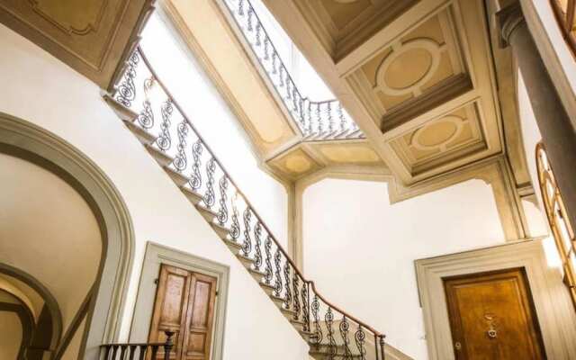 Guicciardini Suite Apartments