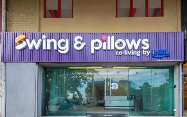 Swing and Pillows at PJ SS2