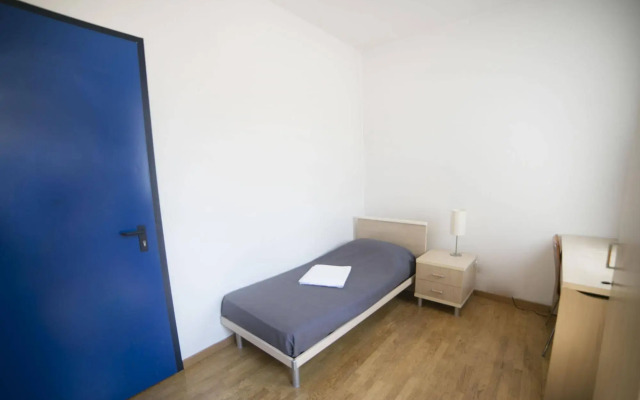 Sunny Terrace Hostel